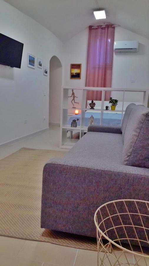 Apartamento Max In Center Parking Privato Nel Prezzo San Remo Exterior foto