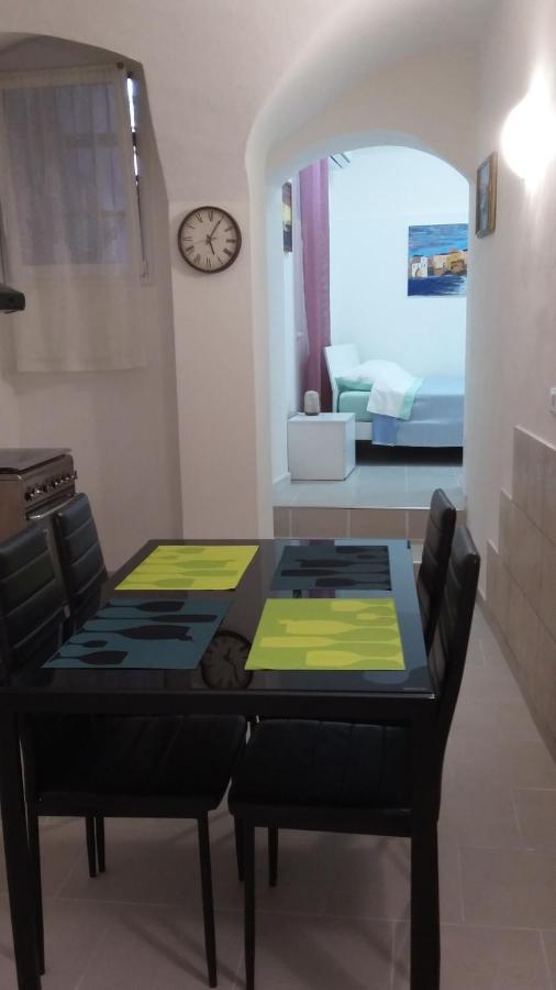 Apartamento Max In Center Parking Privato Nel Prezzo San Remo Exterior foto
