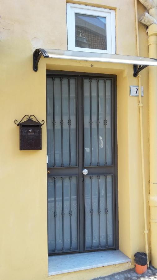 Apartamento Max In Center Parking Privato Nel Prezzo San Remo Exterior foto